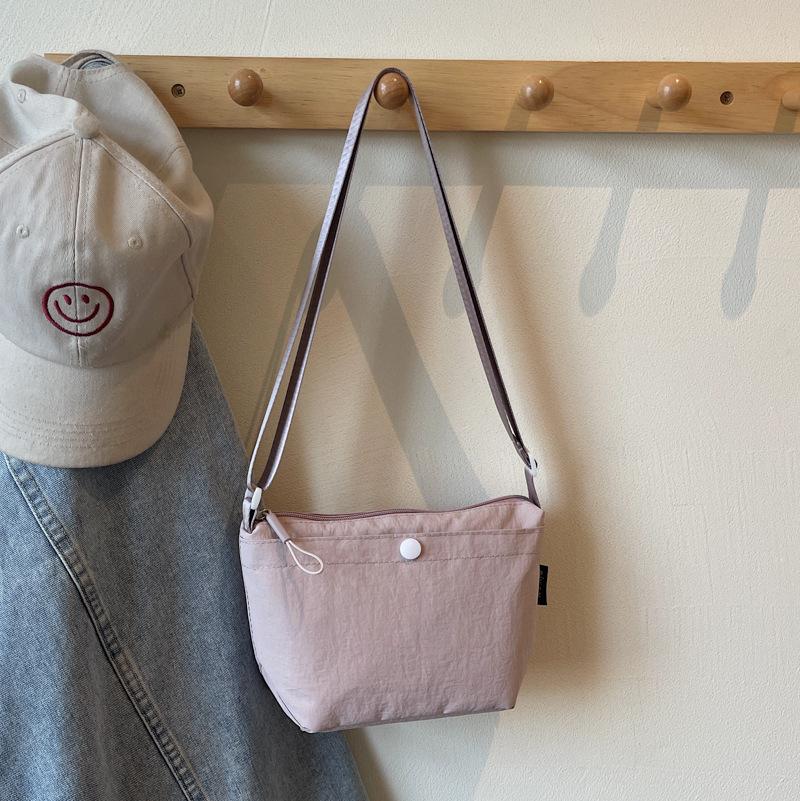 Wind Solid Color Simple Breast Bag Versatile Fashion Satchel Texture Nylon Cloth Messenger Women's Bag