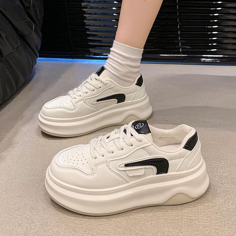 Thick-soled small-board shoes Original versatile sports and leisure shoes Women's 2025 spring new popular super-hot little white shoes