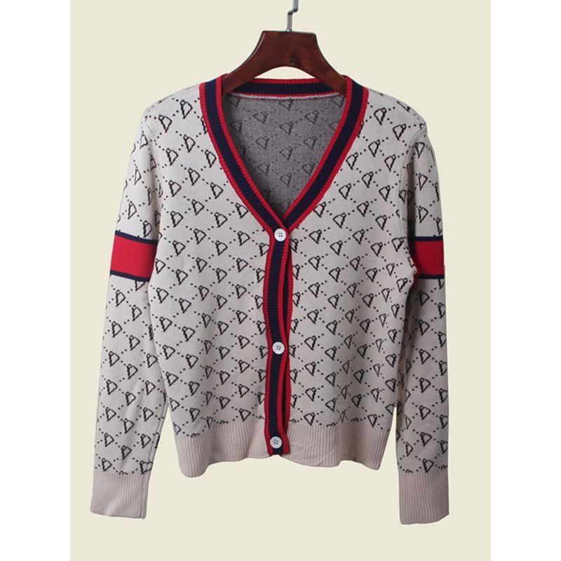 Small Man Knitting Cardigan Women's Clothes 2024 Fall and Winter New Arrival Classic Style Fashion Jacquard Chic Sweater Short Coat