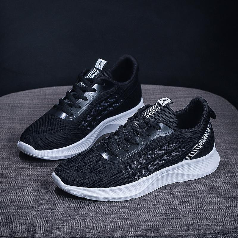 Scarpe da donna in tessuto volante 2023 primavera ed estate nuove scarpe casual da viaggio con suola morbida e leggera, scarpe sportive traspiranti