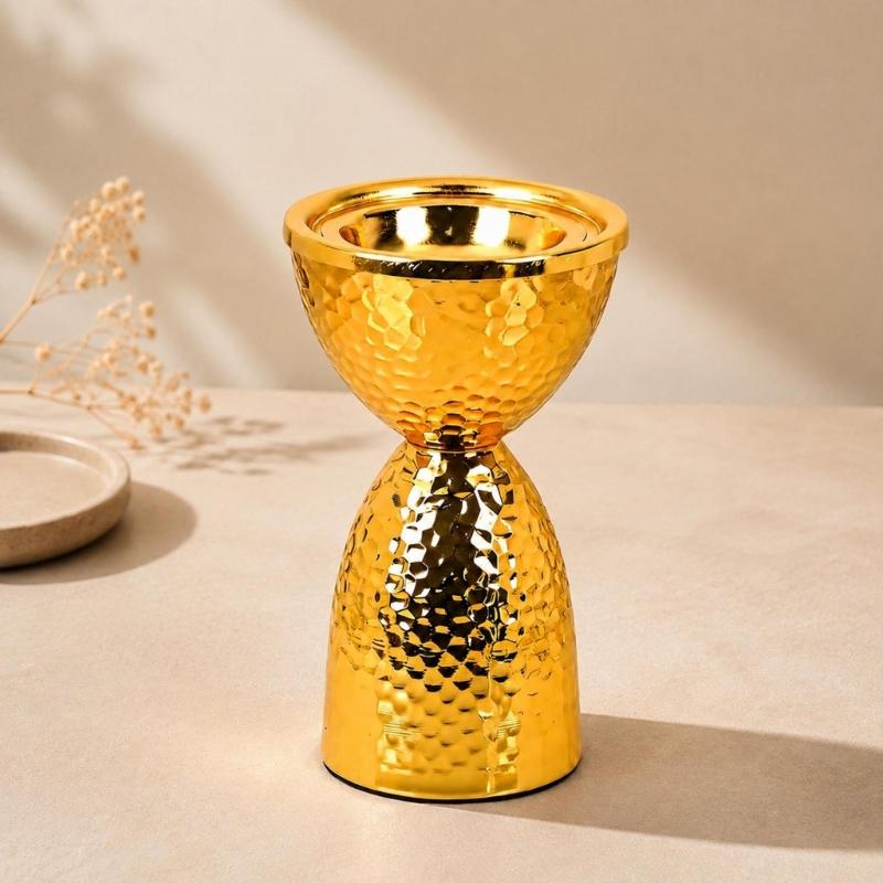 Iron Metalwork Fragrances Vessel with Raised Display Bowl for Living Room, Bedroom, Study and Tea Room Placement Indoors