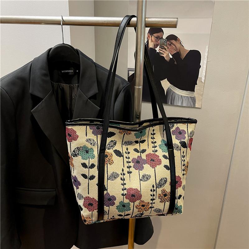 

Вместительная сумка-тоут в ретро-дизайне, модная нишевая сумка на плечо/подмышку, красивая портативная сумка для женщин чёрный