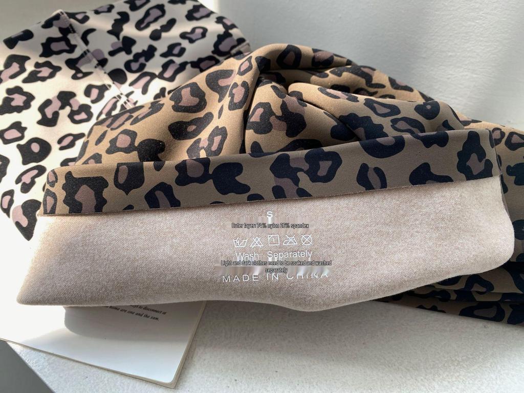 695 Autumn/Winter Leopard Print Faux Cashmere Shark Leggings - Warm, Thickened, Korean Style Slimming Nine-Point Pants