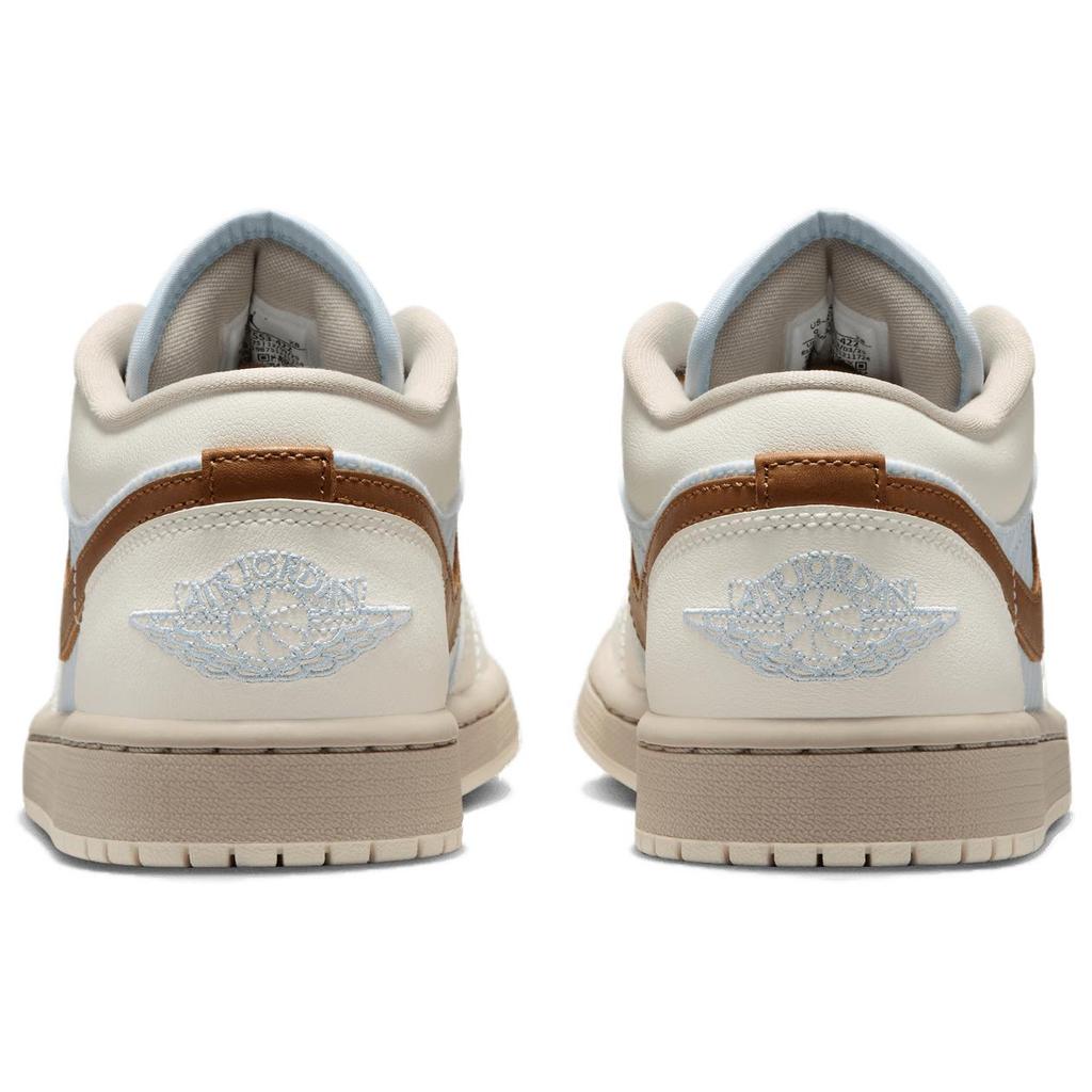 Jordan Air Jordan 1 Low top Vintage Basketball Shoes Women's White Blue IR7553-422