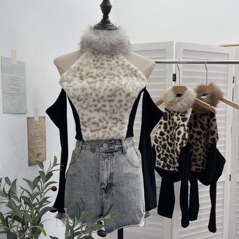 Leopard Print Fluffy Off-Shoulder Long Sleeve Halter Neck Women's Retro Short Top