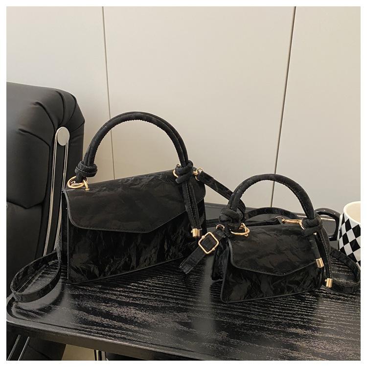 This Year's Popular Bag Women's 2025 New Foreign-style Versatile Messenger Bag Women's Ins Fashion Texture Shoulder Handbag