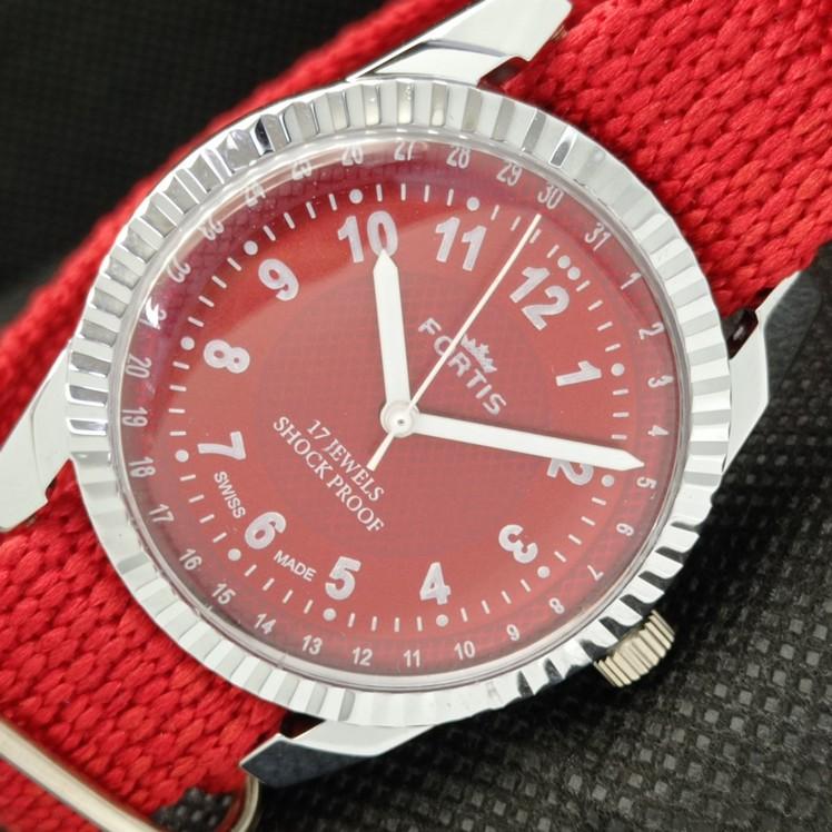 

ВОССТАНОВЛЕННЫЕ ШВЕЙЦАРСКИЕ МУЖСКИЕ НАРУЧНЫЕ ЧАСЫ FORTIS WINDING С КРАСНЫМ ЦИФЕРБЛАТОМ 622c-a416876-2 lot622c-a416876