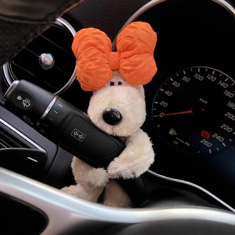 Păpușă Drăguță cu Fundiță pentru Ștergătorul de Parbriz al Mașinii Păpușă de Pluș Personalizată pentru Interiorul Mașinii Accesorii Creative pentru Decorarea Interiorului Mașinii
