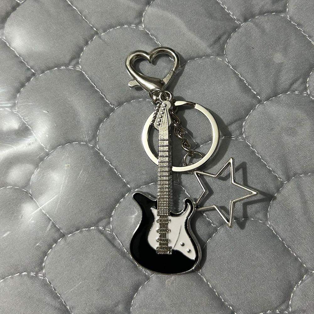 Gitar Gitar Anahtarlık Yıldız Müzik Aleti Anahtarlık Gitar Anahtarlık Çift Hediyesi