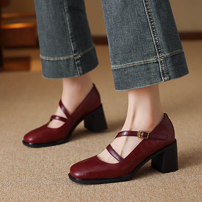 Krazing Pot Sheepskin Round Toe Size 41 Chunky High Heels Buckle Straps Vintage Autumn Pumps