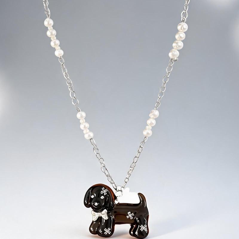 Giftable Dog Pendant Necklace with Chain Design for Daily Wear, Playful Statement Neckchain for Date and Party Looks