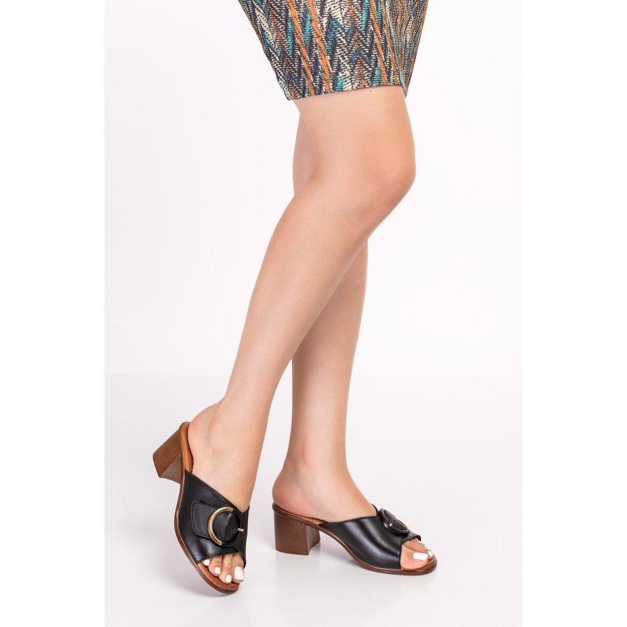 Dámské sandály pantofle z pravé kůže na středním podpatku