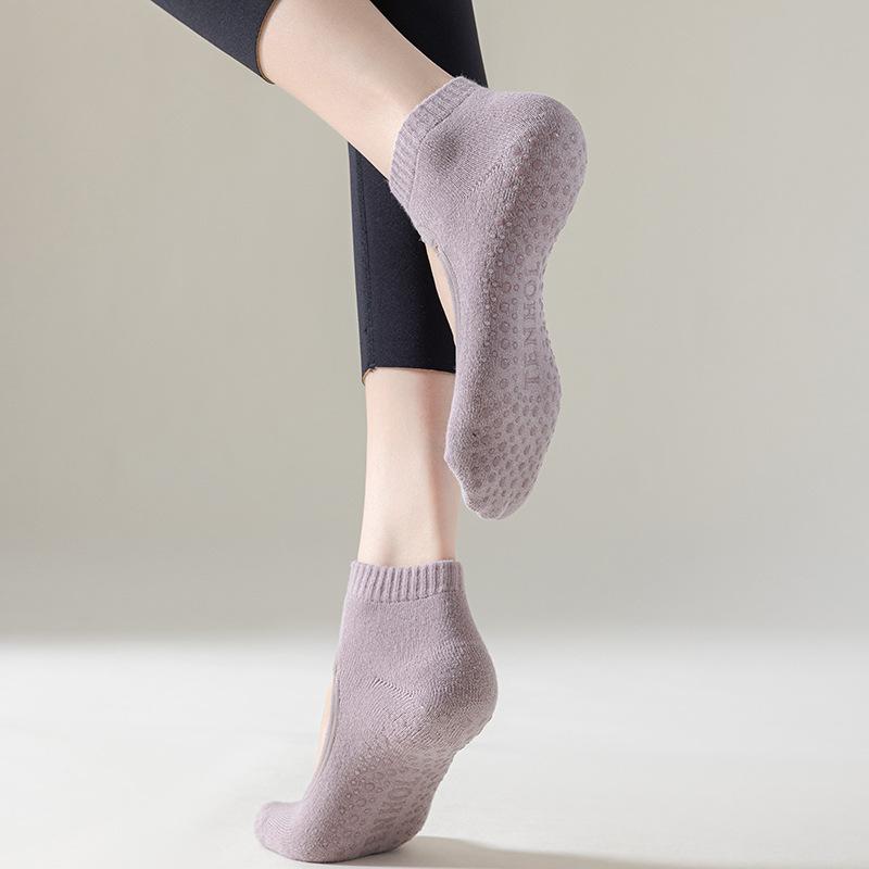 Women's Spring and Summer Yoga Pilates Gym Indoor Floor Non Slip Breathable Socks