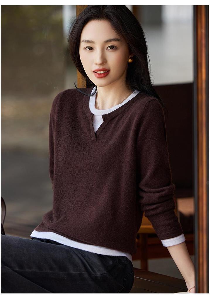 Women's V-Neck Color Block Wool Sweater: Autumn/Winter Fake Two-Piece Knit Design