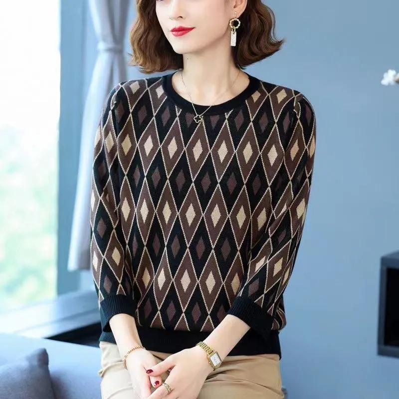 Round Neck Hooded Sweatshirt for Women In Autumn and Winter New Style Velvet Thickened Inner Warm Printed Loose Bottoming Shirt Top