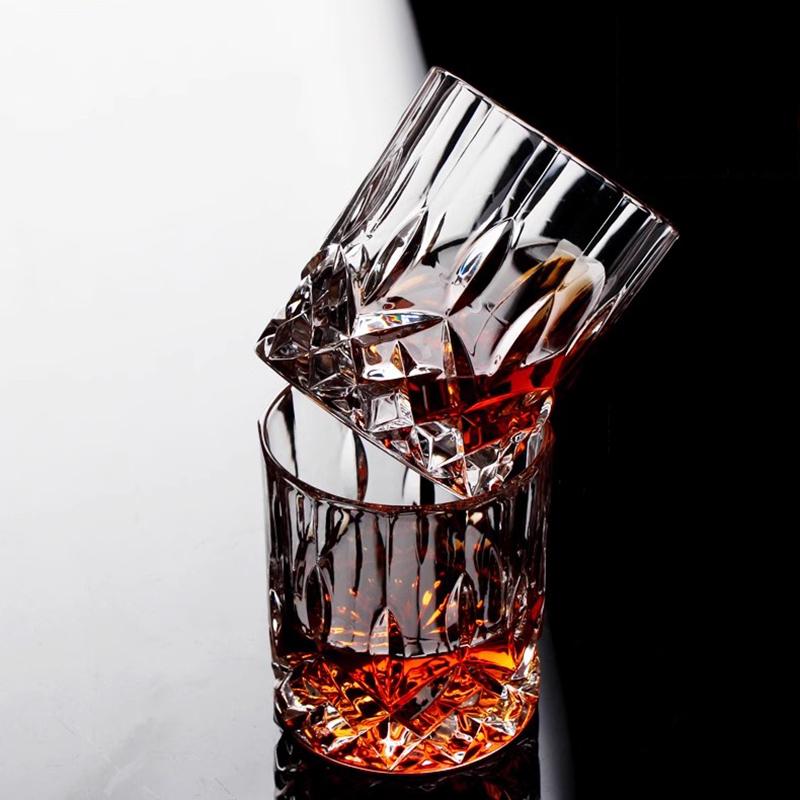 2pcs Set 10.8oz 315ml Foreign Wine Glasses Creative Crystal Carving Whiskey Glass Scotch Bourbon Vodka Cup Transparent Drinkware