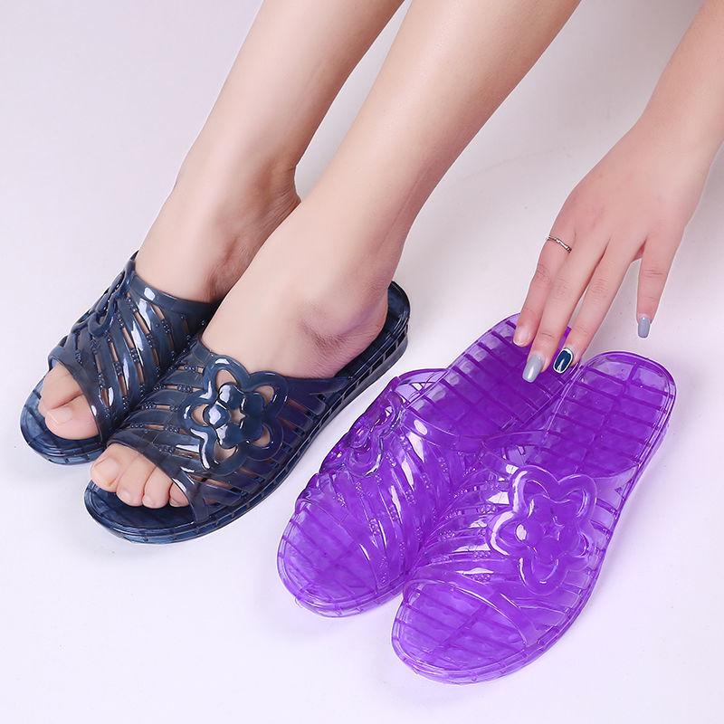 Krištolinio plastiko skaidrios vidurio kulno moteriškos šlepetės moteriškos plius didelės želė spalvos platforminiai sandalai namams vonios kambariui neslystančios