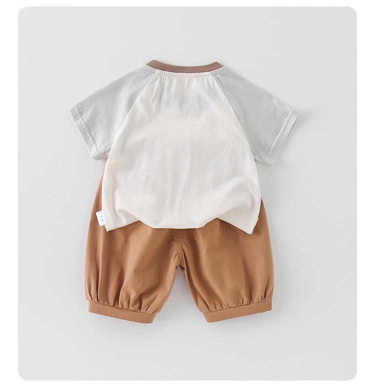 Sommer-Set im koreanischen Stil: Baby Jungen Cartoon T-Shirt & Cropped Hose