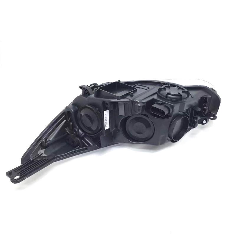 12-14 Ford Focus Hatchback Headlight Assembly Lamp