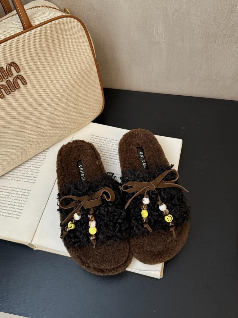 Lazy casual bow beaded thick-soled fluffy slippers women's autumn and winter new home curly fluffy slippers