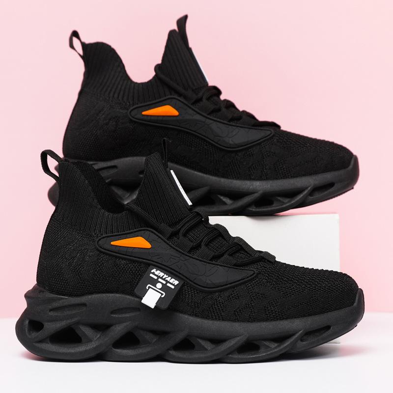 

New summer women s shoes black casual sports shoes young women s breathable and lightweight running shoes elastic flying socks shoes foreign trade 40 чёрный