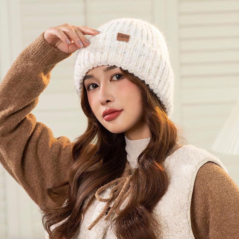 Small leather label dot knitted warm hat women's winter pullover ear protection cycling hat outdoor knitted straight hat