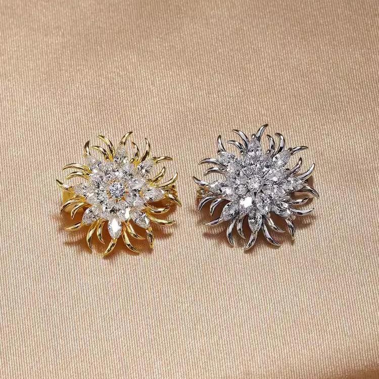 Flower Brooch, High-end Women's Brooch, Exquisite and Elegant, Luxurious Brooch, Summer Anti-glare Clasp