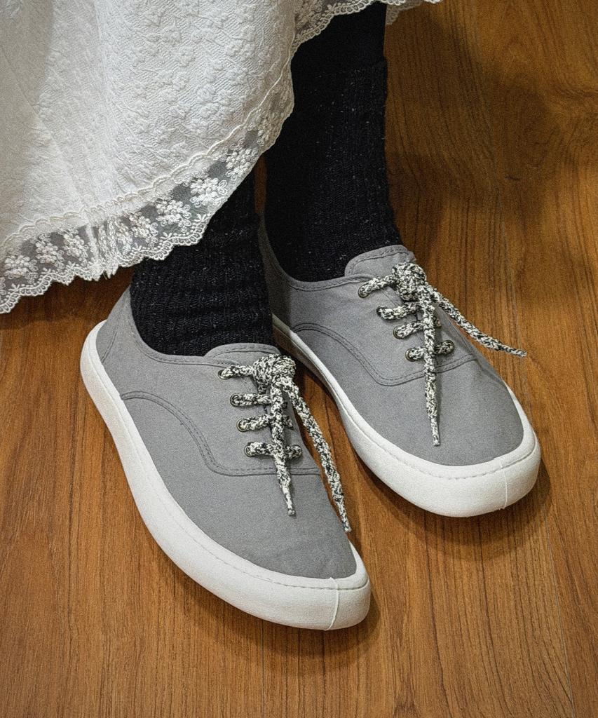 Victoria Shoes Olmo Barefoot Cotton Sneakers (1186105-Gris)