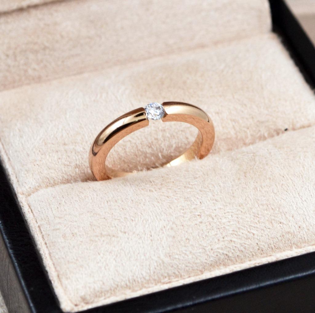 New European & American Style Titanium Steel Single Diamond Ring - Fashionable & Trendy Women's Jewelry