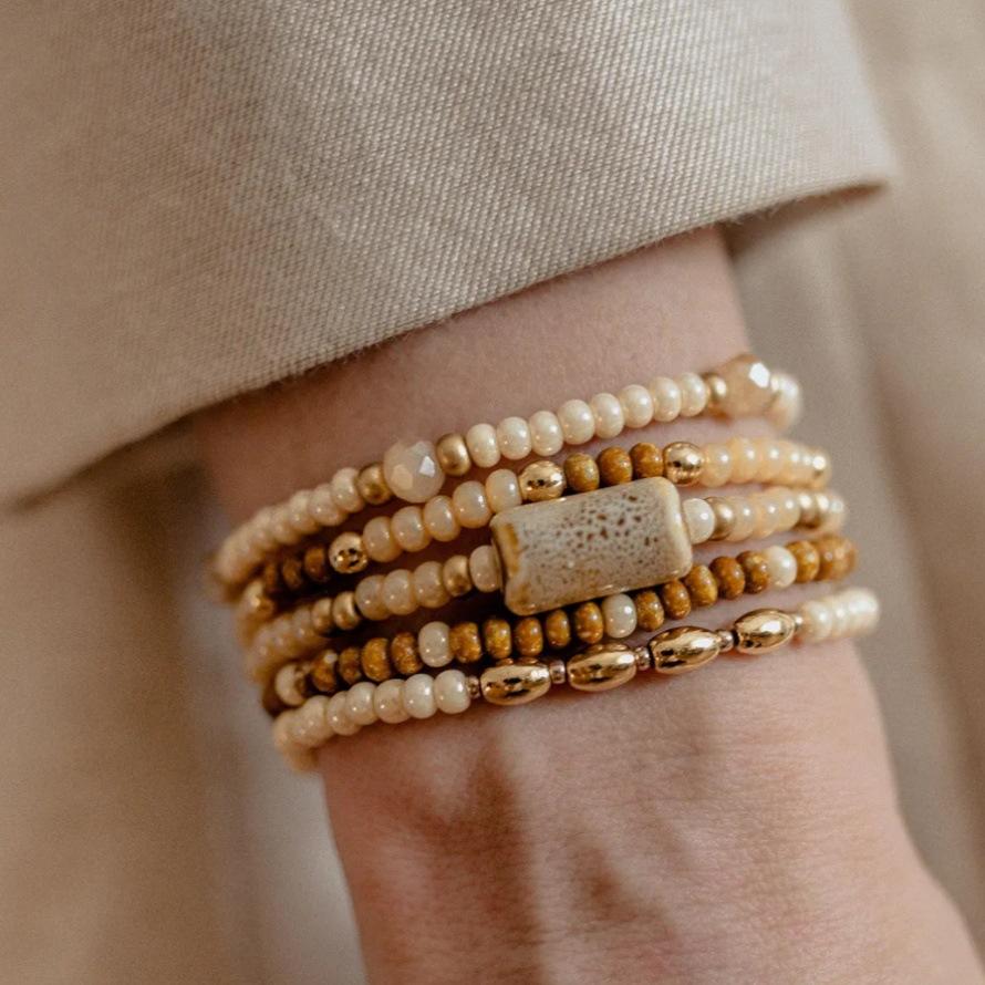 Boho Ceramic Stackable Beaded Bracelets Set for Women Fashion Rice Beads Hnad Chain Beach Party Stackable Jewelry Gift