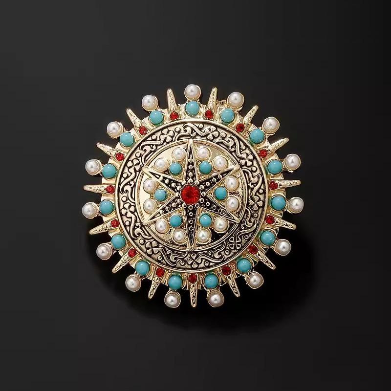 Bohemian-style Round Pearl Brooch, Women's Retro Court-style Brooch, Niche Design Sense Brooch