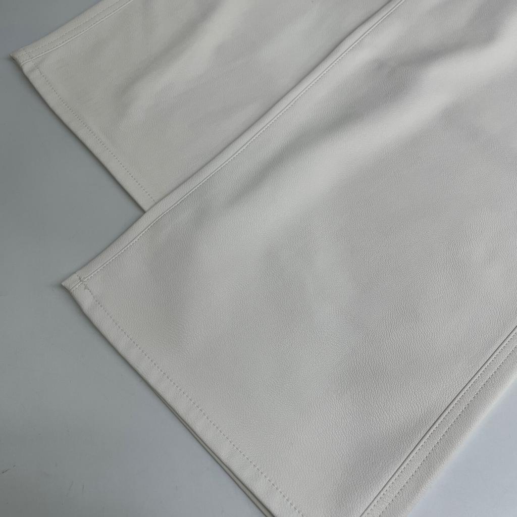 MUSE 23 year old white fake leather flare pants Bottoms 34 whiteUsed