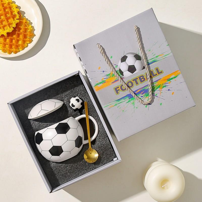 World Football Ceramic Cup with Lid, Sports Souvenir Planet Mug, Coffee Water Cups, Handheld Gift