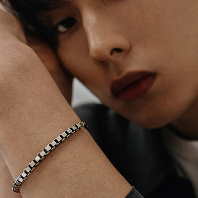 TOU NPM008 Bold Box Chain Bracelet