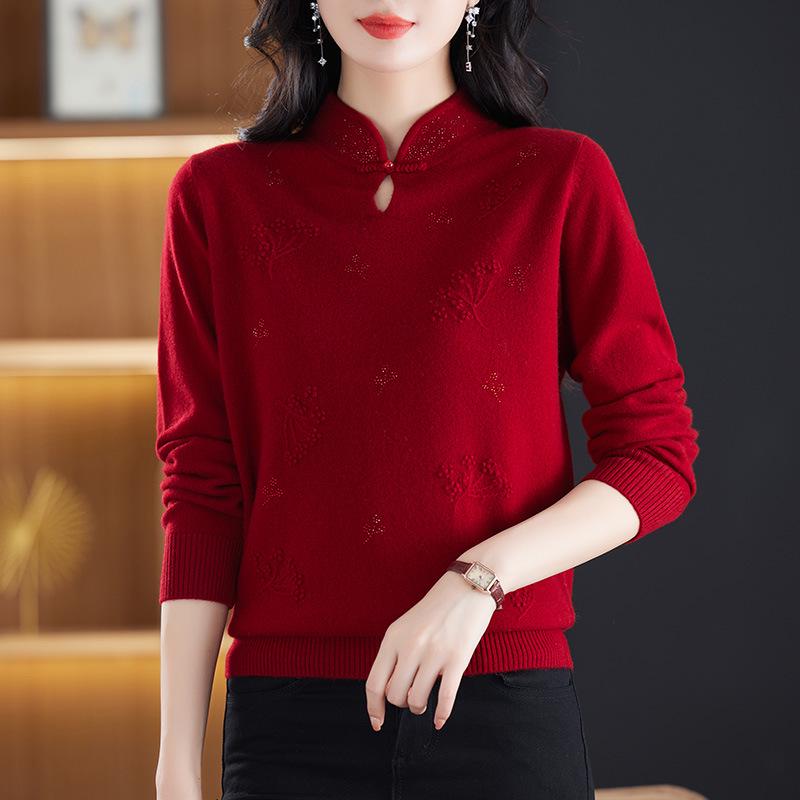 100% Pure Wool Embroidered Qipao Collar Sweater - Red, Age-Defying Knit Base Layer for Women