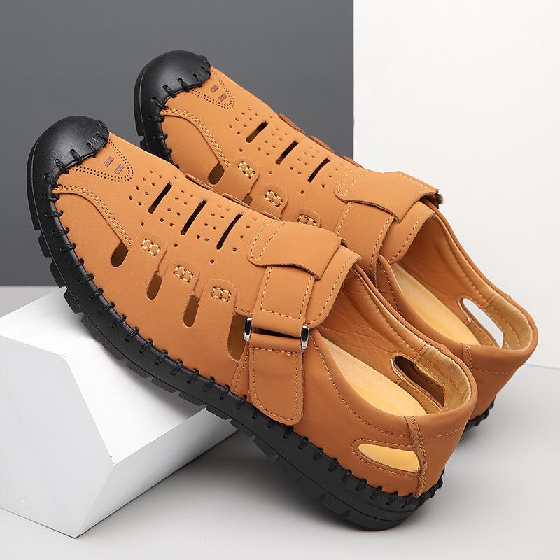 Sandals for Men High Quality Leather Sandals Summer Breathable Hollow Sandal Fashion Business Casual Sandals for Men Beach Shoes