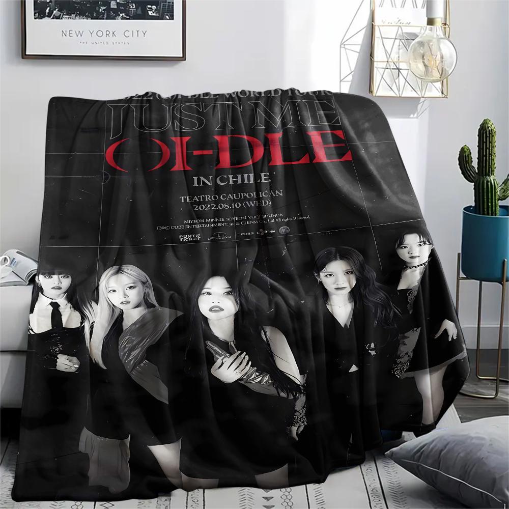 1Pc Gidle Print Flannel Blanket, High quality Comfortable for All Seasons, Home Decor, Warmth and Comfort, Perfect for Gifts