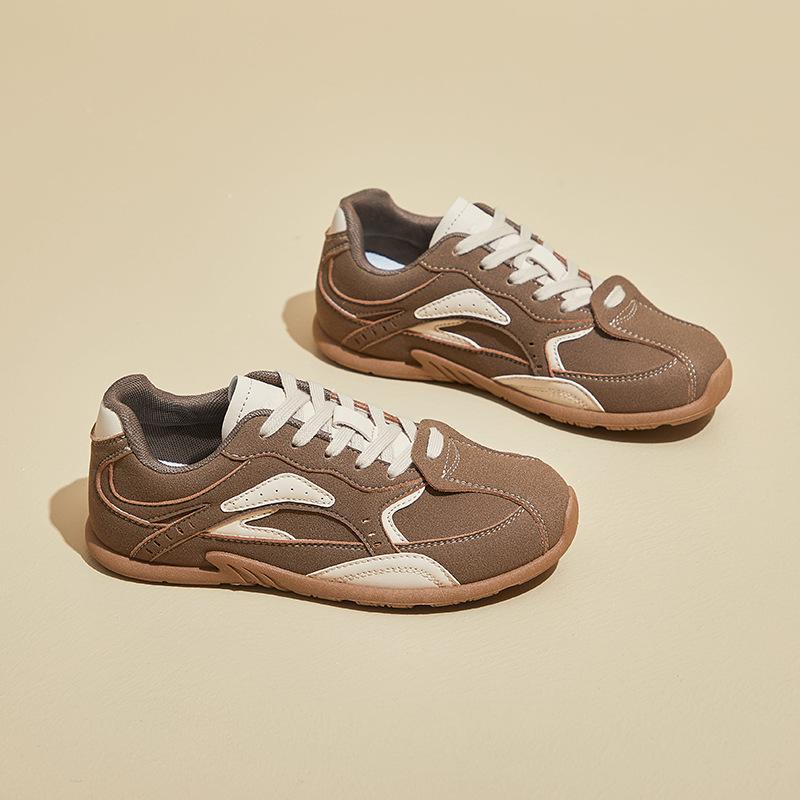 

Fashion women s spring new retro leather niche versatile flat-soled sneakers 40 хаки