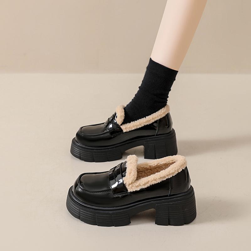 TUINANLE Winter New Plush Lined Loafers Women's Retro Chunky Platform Fluffy Leather Shoes Comfortable & Warm