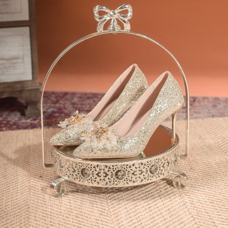 Beautiful high-end comfortable versatile single shoes for women 2025 new niche design pointed head shallow mouth stiletto single shoes for women