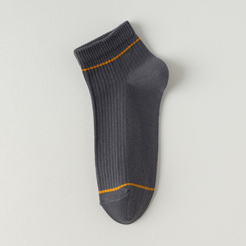 Men's Summer Thin Mid-calf Cotton Socks Spring and Summer Sweat-absorbing and Breathable Sports Trendy Short Calf Socks