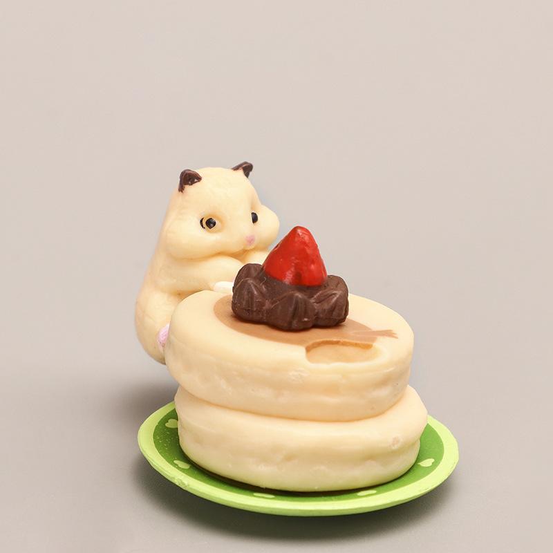 Doll House Hamster Eatting Desserts Hamburger Food Mini Decoration Toys