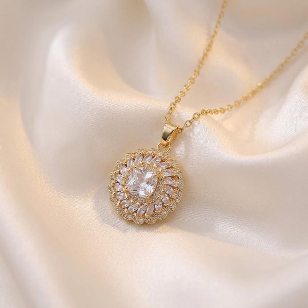 Simple Female White Zircon Stone Round Pendant Necklace Silver Color Wedding Jewelry For Women