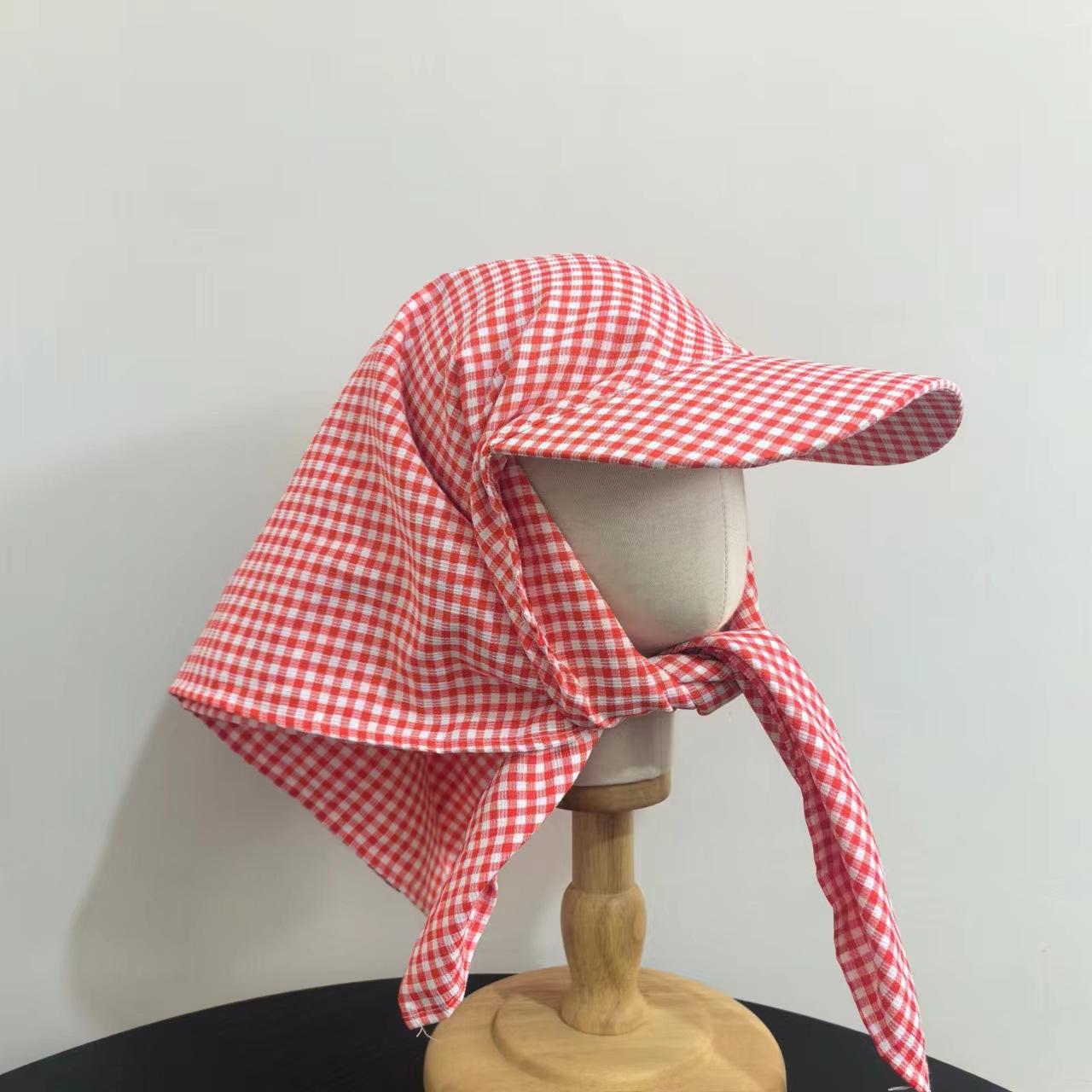 

Outdoor fashion simple camping hat summer sunscreen strap cap plaid contrasting headscarf hat women M（56-58cm） червоний