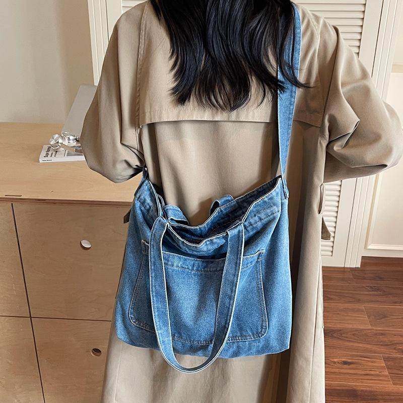 

Джинсовая сумка женская большой вместимости 2025 новая повседневная на плечо подмышку тканевая сумка премиум класса для поездок на работу светло-синий