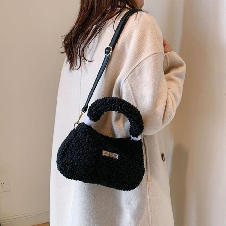 Plush Handbag Soft Warm Shoulder Bag Everyday Companion for Fashion Enthusiasts