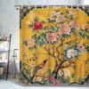 Vodotěsný sprchový závěs s elegantními pivoňkami a ptáky na zářivě žlutém pozadí pro luxusní koupelnovou dekoraci