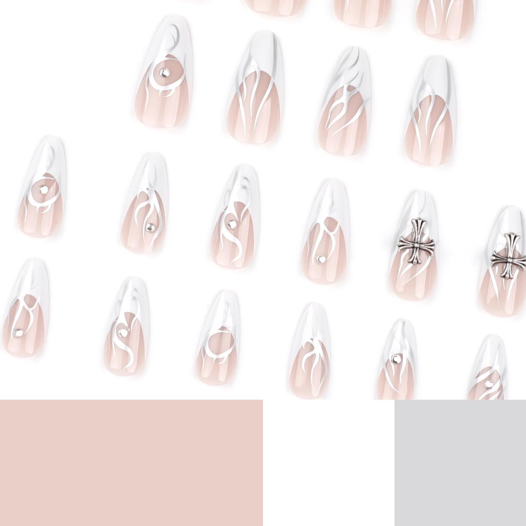 24 Stück Trage-Nagelstück Kreuz Europäisch und Amerikanisch Silberne Flamme Maniküre Französischer Falschnagel Fertigprodukt
