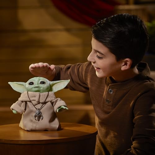 Hasbro Star Wars The Child Animatronic Edition Jucărie electrică mandaloriană care combină peste 25 de sunete și mișcări de la 4 ani în sus F1119 Produs autentic