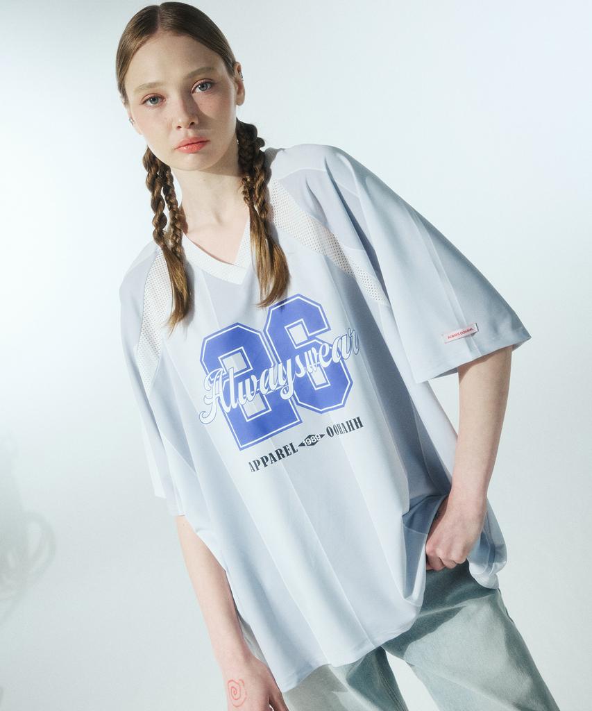 OOH-AHH 26 St V-Neck T-Shirt (Gray)